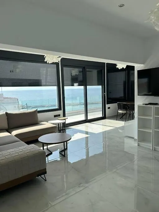 Apartment With A Sea View! Nea Kallikrateia 0*,
